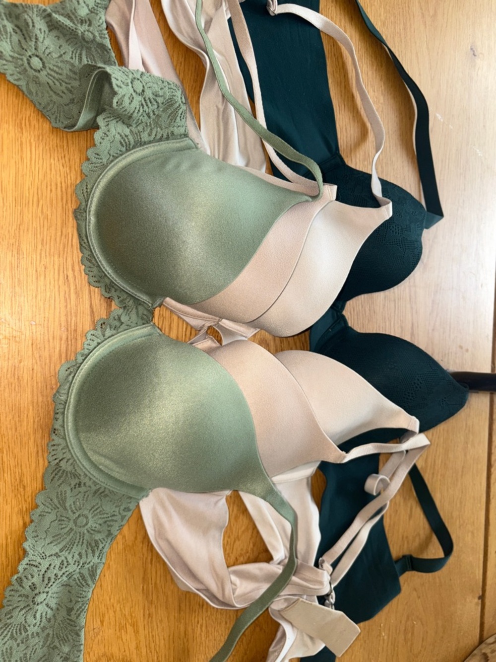 Lot of 4 aerie bras